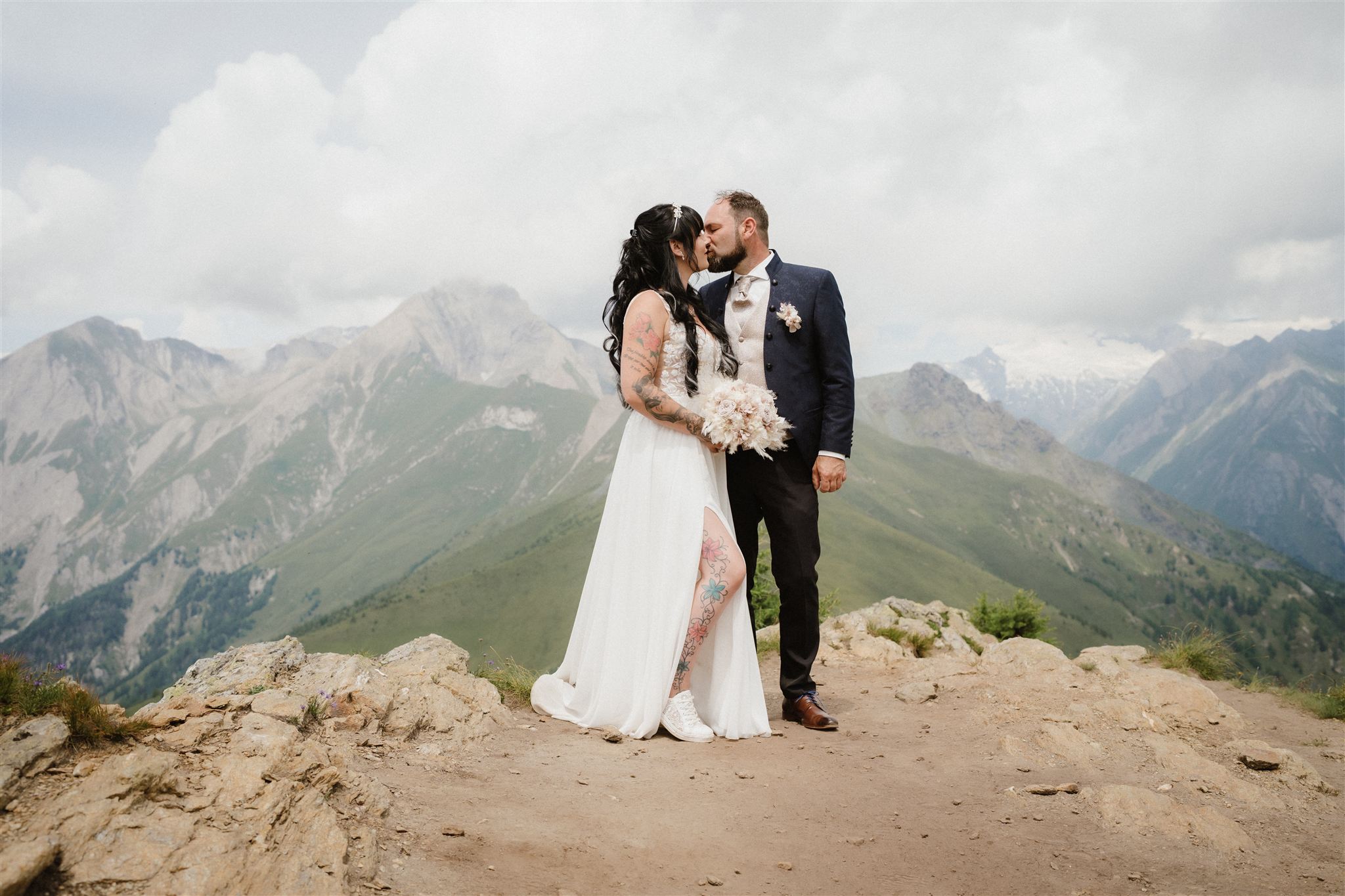 Your Lovestory is my Passion.